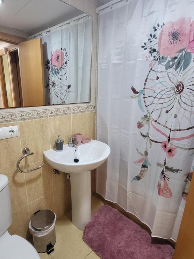 ¡bajo Extraordinario Con Vistas A La Piscina Y Terraza!