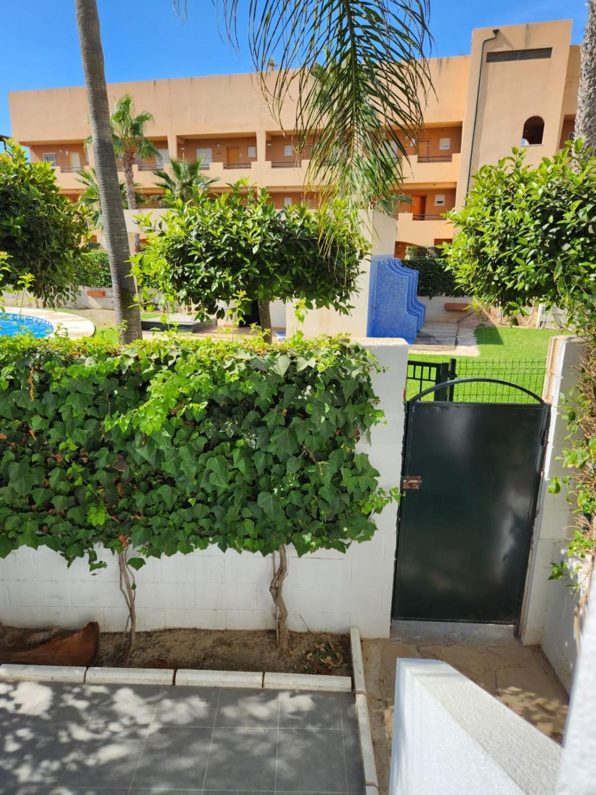 Apartment ¡bajo Extraordinario Con Vistas A La Piscina Y Terraza!